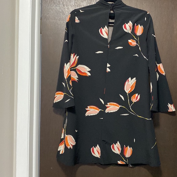 Zara Floral Mini Dress - Picture 3 of 5
